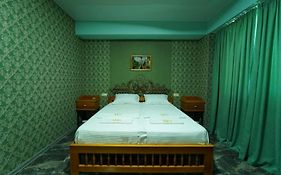 Hotel West Star